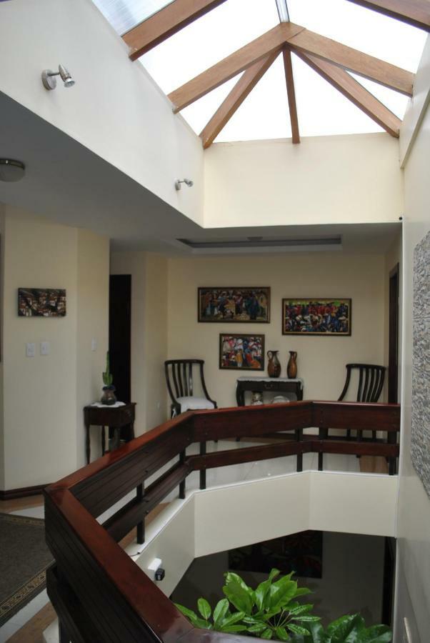 Mak Inn House Латакунга Экстерьер фото